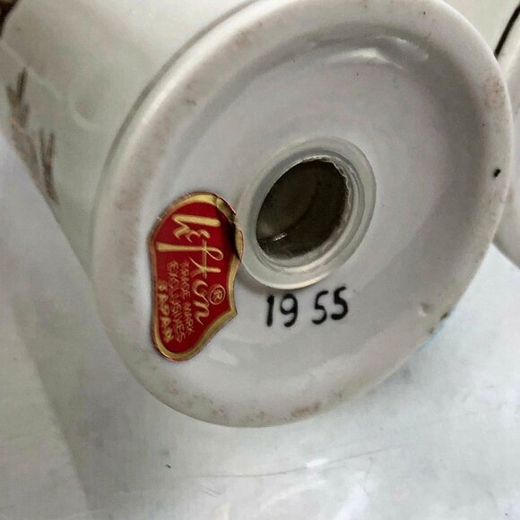 Vintage Lefton 50th Anniversary Salt and Pepper Shaker Set White Gold Trim 1955 - Picture 5 of 11